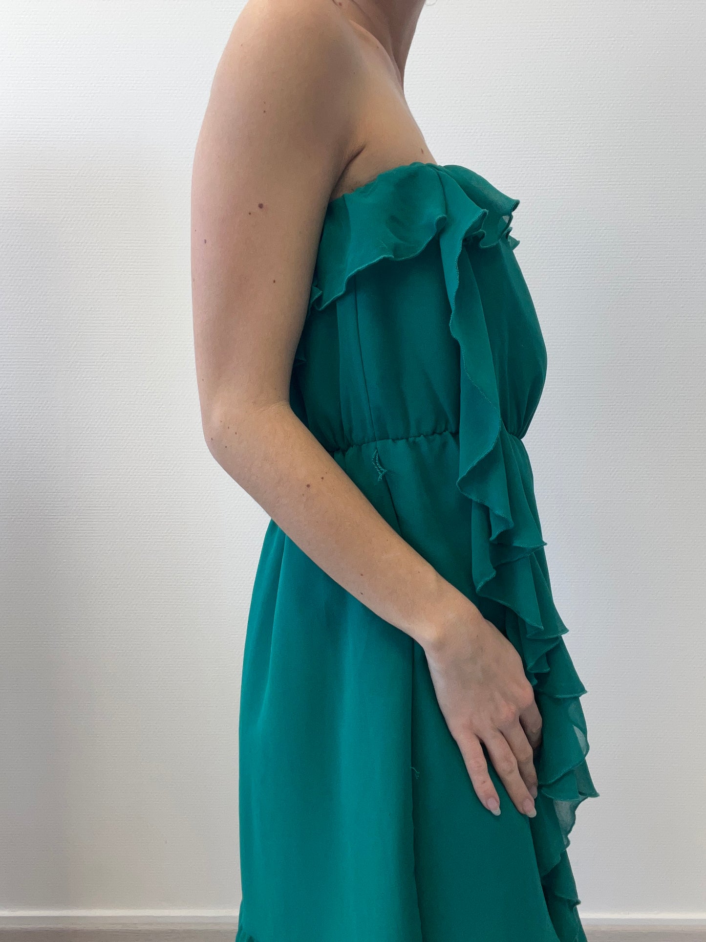 Robe bustier volantée