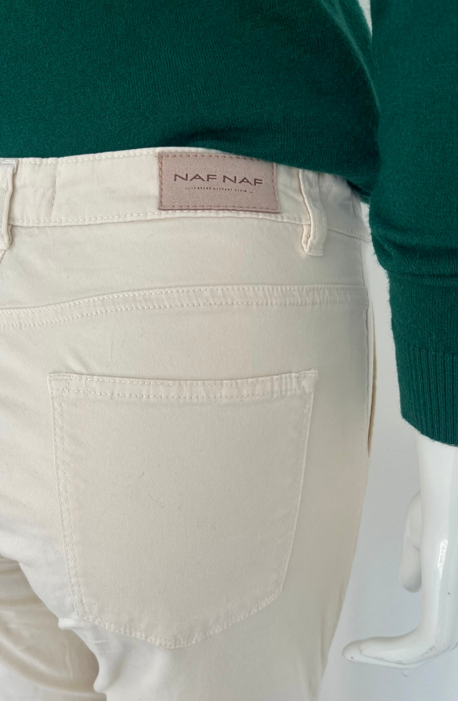 Pantalon à boutons
