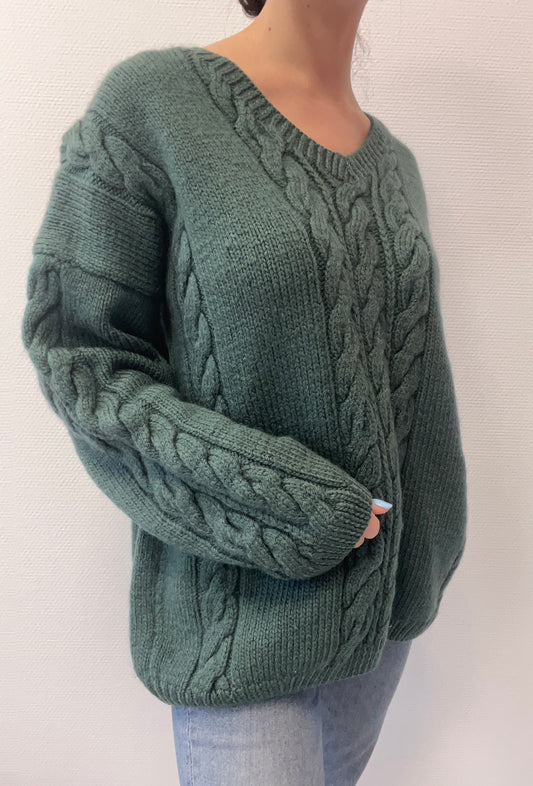 Pull torsadé en tricot