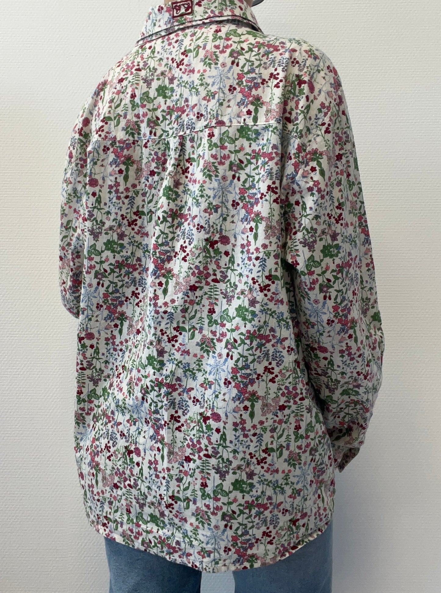 Chemise fleurie