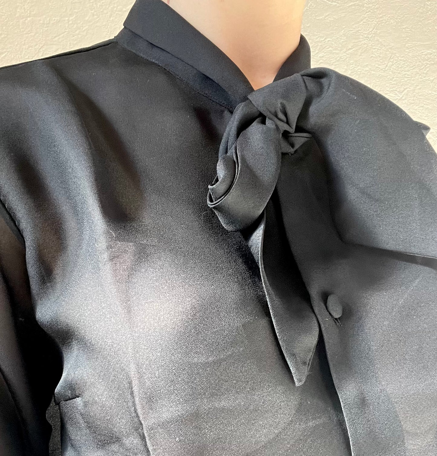 Blouse habillée à nouer