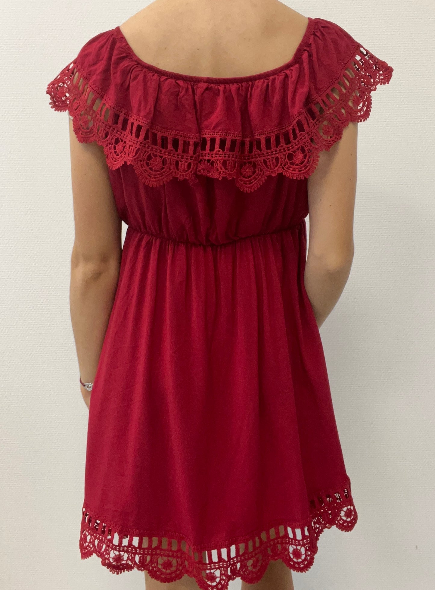 Robe à épaules dénudées