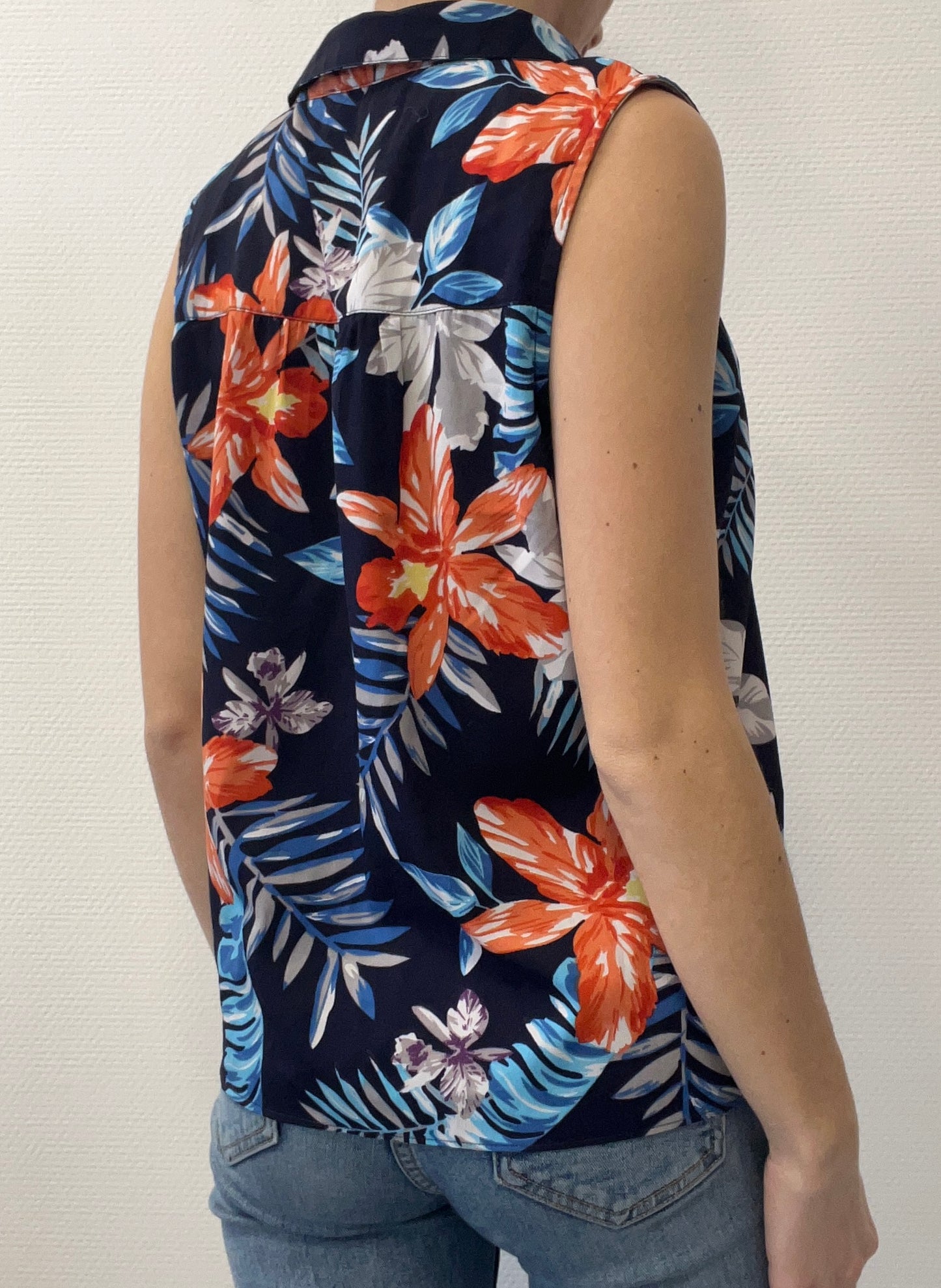 Blouse à motifs tropicaux