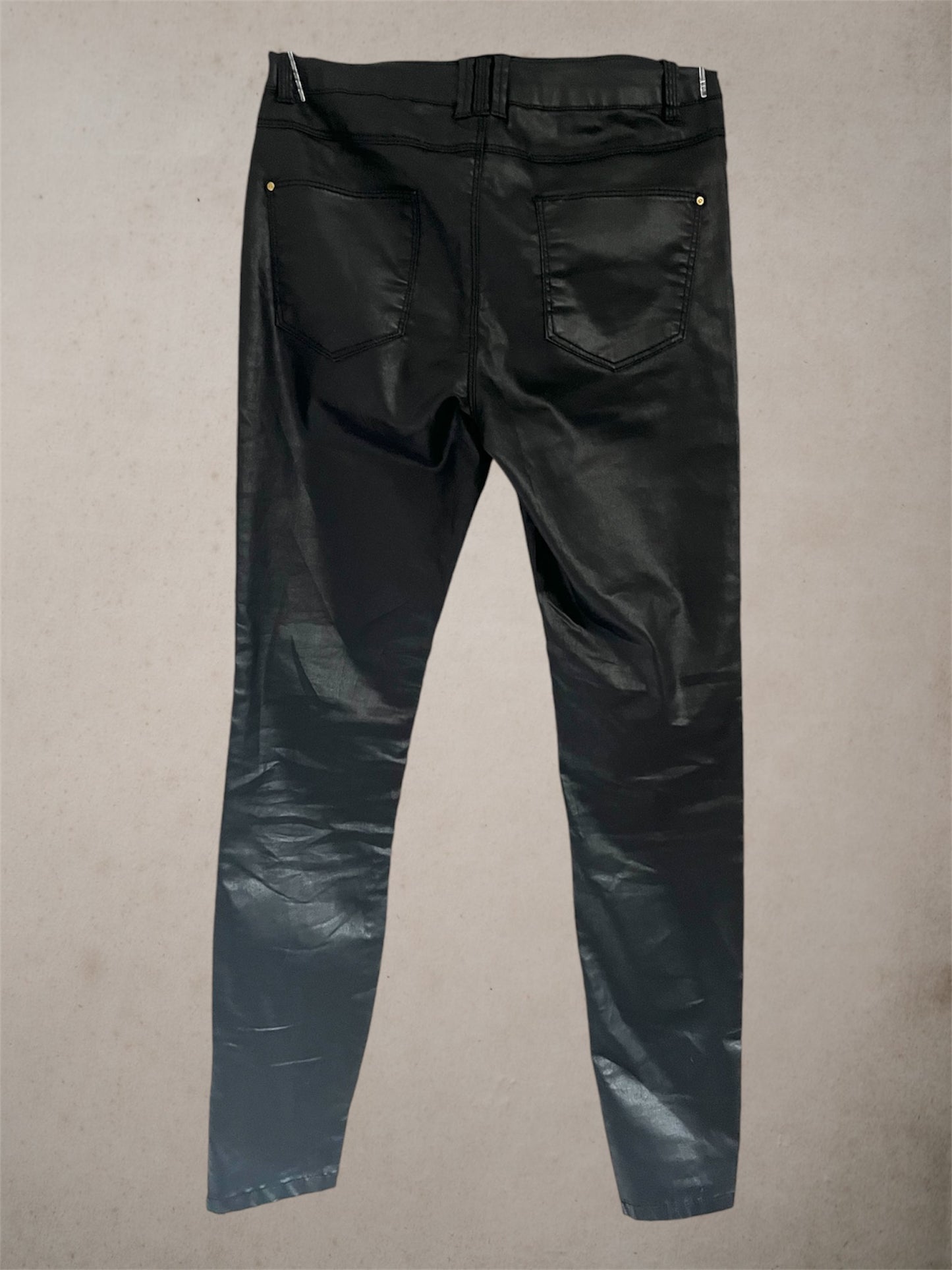 Pantalon enduit