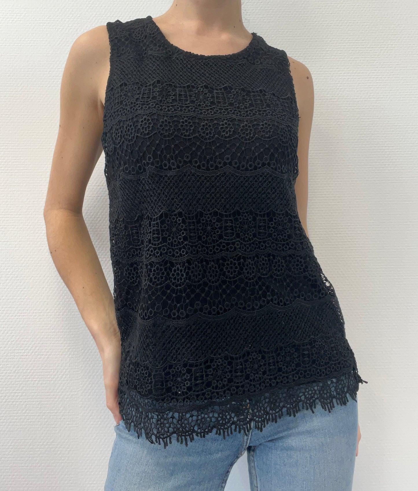 Top crocheté