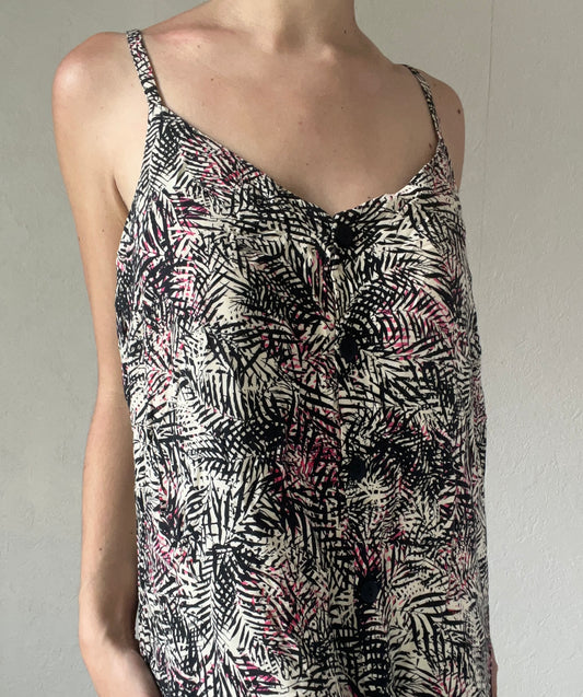 Robe à motifs avec boutons