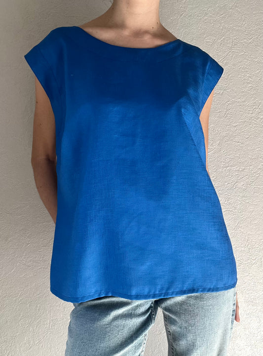 Top bleu électrique