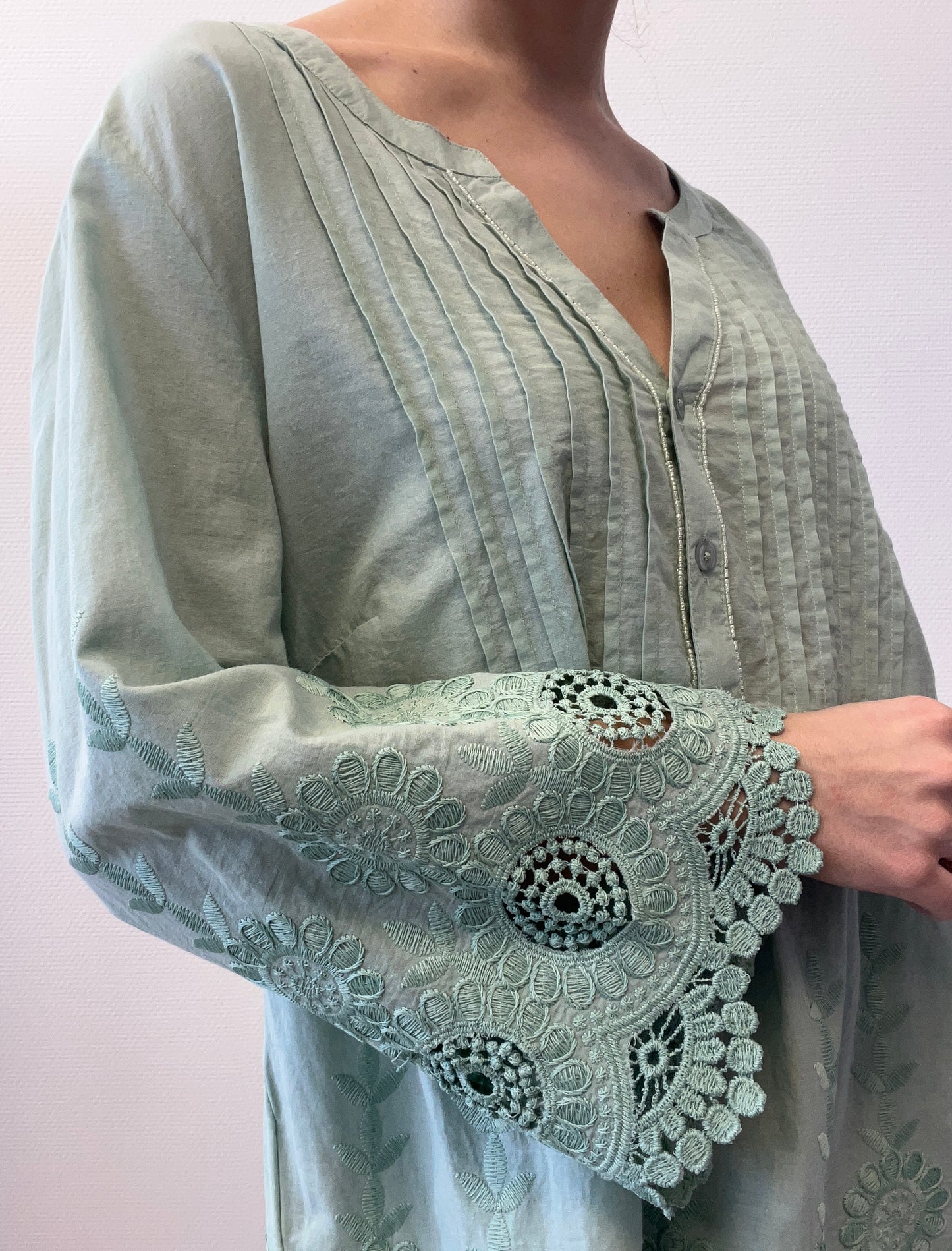 Blouse avec broderie