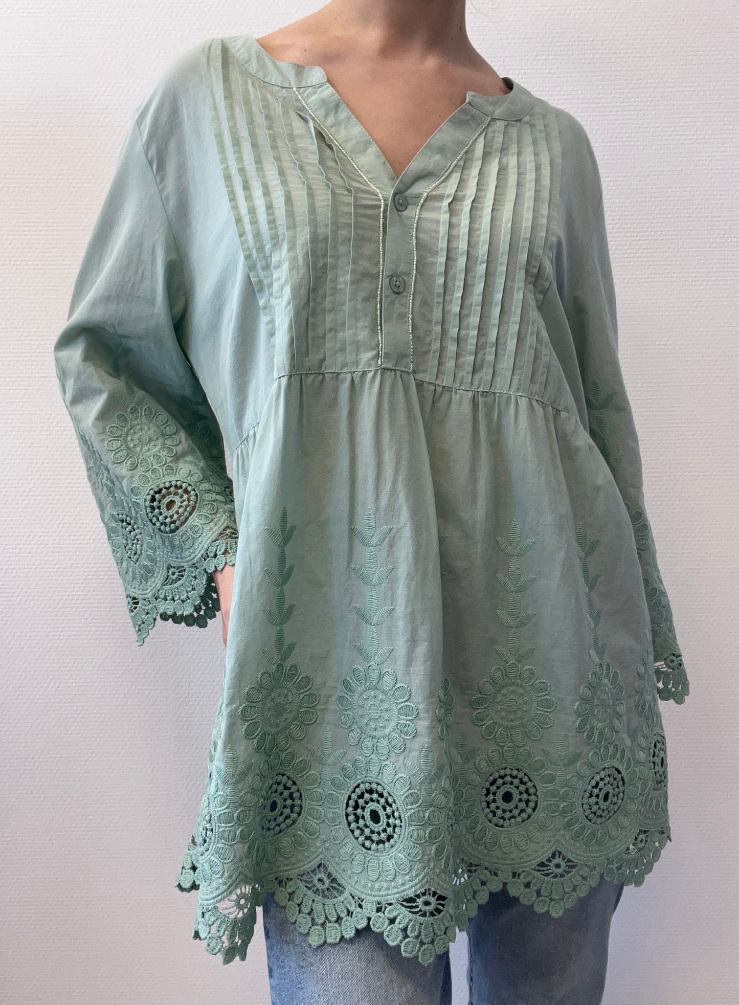 Blouse avec broderie