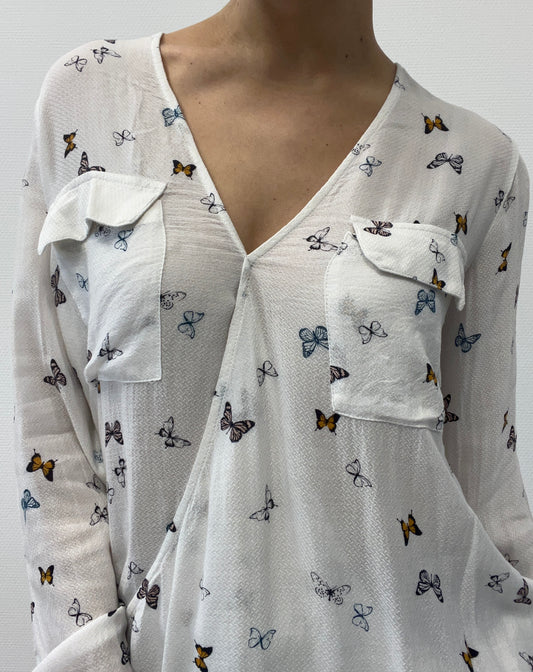 Blouse à motif papillon
