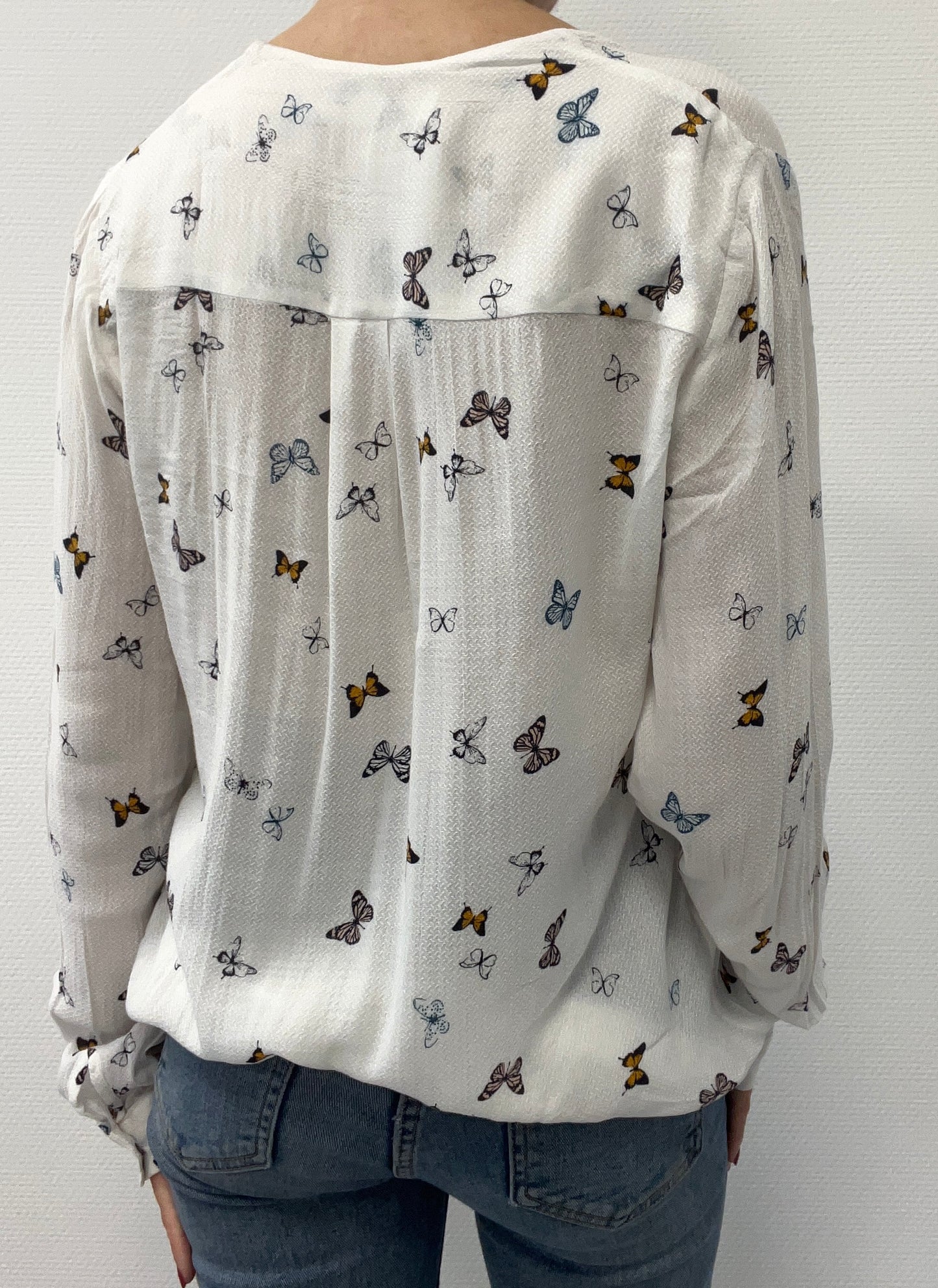 Blouse à motif papillon