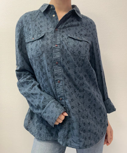 Chemise en broderie anglaise