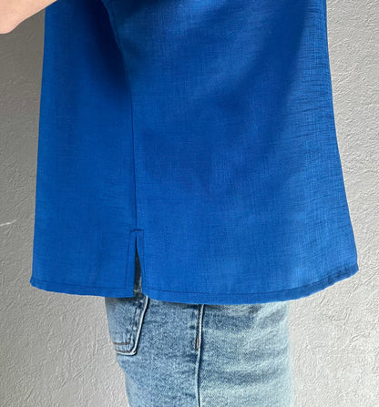 Top bleu électrique