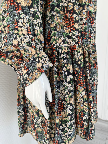 Robe fleurie courte