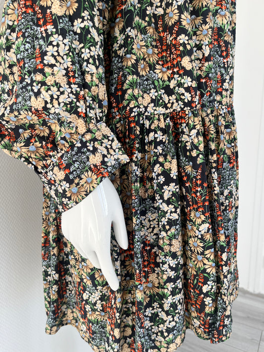 Robe fleurie courte