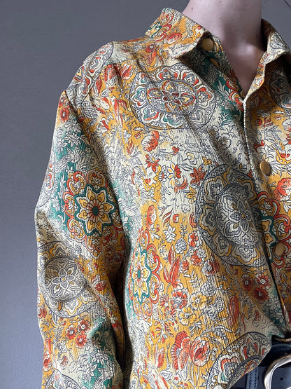 Chemise à motifs