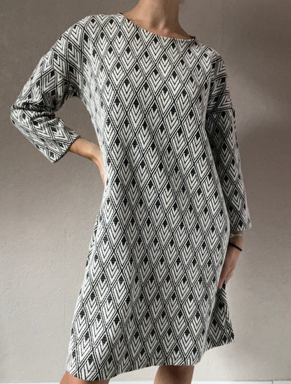 Robe à motif géométrique