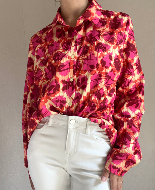 Chemise à motifs colorée