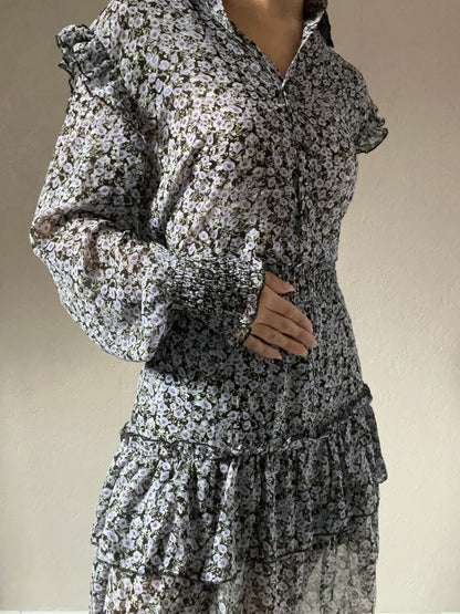 Robe fleurie volantée