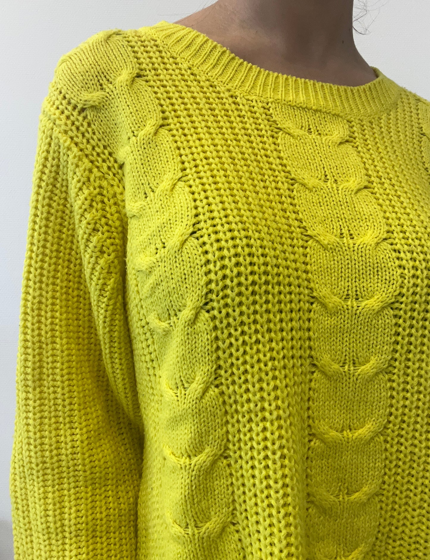 Pull avec torsades