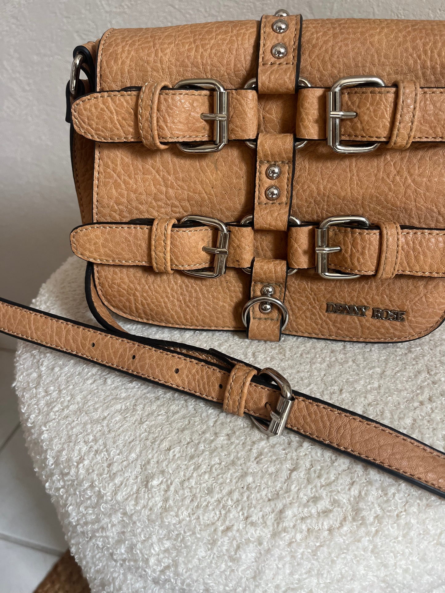 Sac à boucles décoratives
