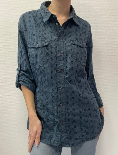 Chemise en broderie anglaise